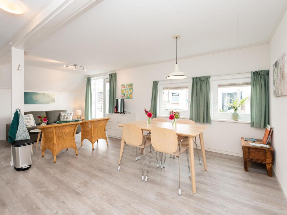 Quaint Apartment In Schoorl Near Tennis Court Esterno foto